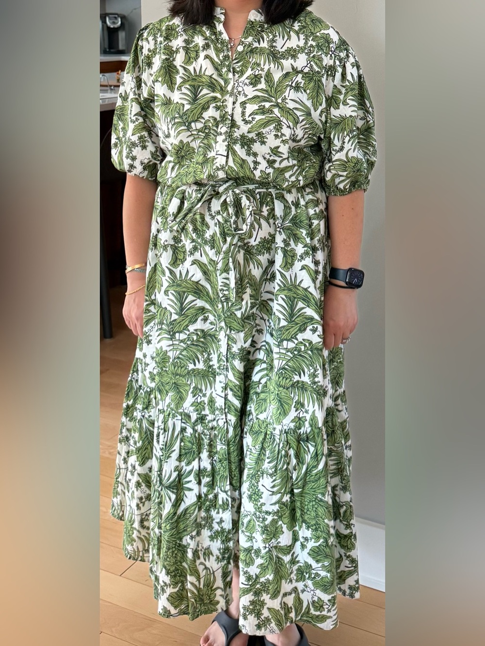 Fox & Hen Green Tropical Print Tie-Waist Maxi Dress